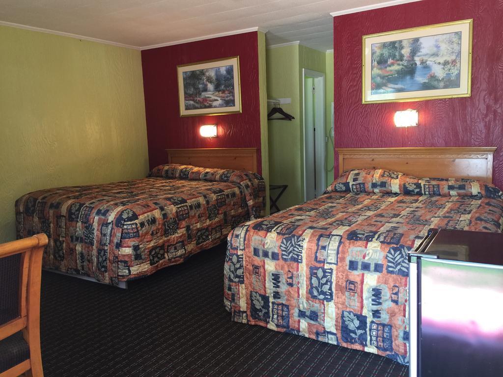 Skyland Motel - Cornelia Exterior foto